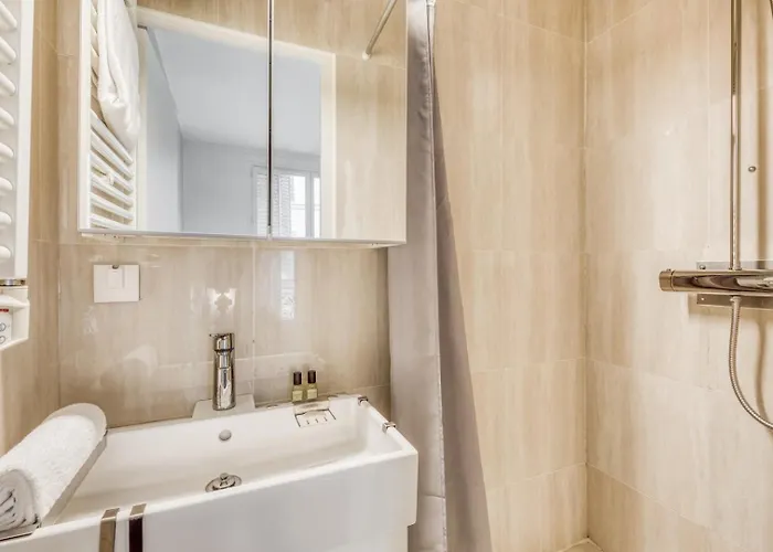 Charming Close To Gare De Lyon *