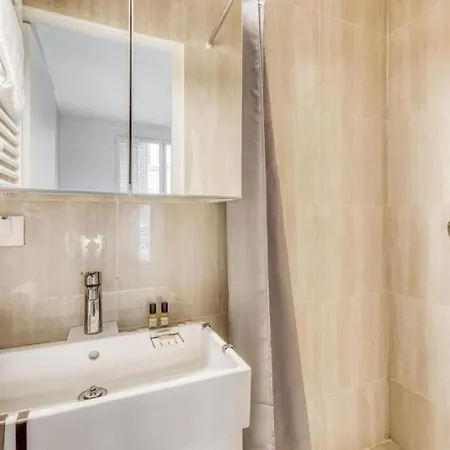 Charming Close To Gare De Lyon *